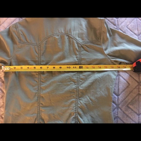 ✨Olive Button Up Shirt - Picture 4 of 4